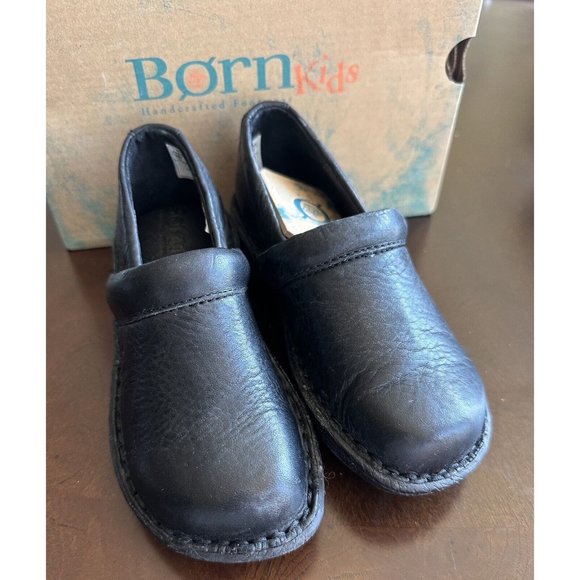 Born Kids Shoes Girls Sz 11 Black Leather Clogs Mules Slip Ons,‎ NIB NEW - Picture 4 of 6